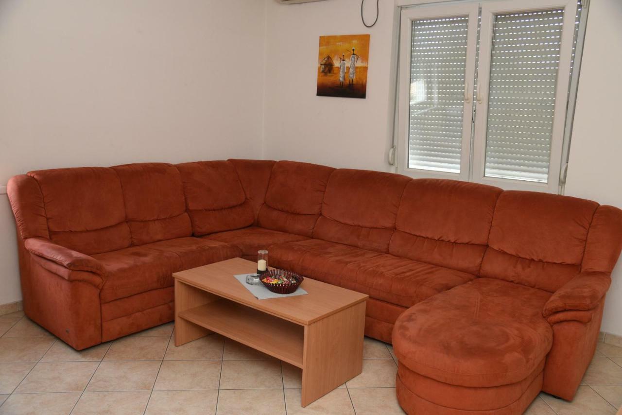 Apartmani - Vila Kovilje Banja Koviljaca Bagian luar foto